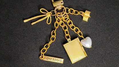 Ich liebe Bücher Schlüsselanhänger/Taschenanhänger